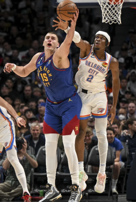 雷霆122-124掘金，这3点值得惊讶！

1、杰伦威贡献29分10板9助，全能