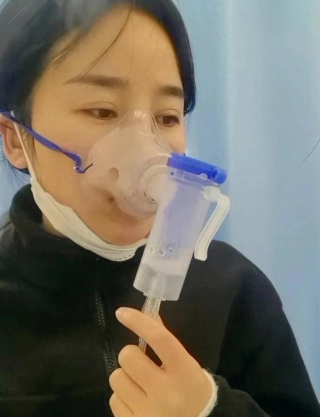 那些明星、网络红人带货是为了锦上添花，挣更多的钱，过更好的生活！
 
小谢带货是