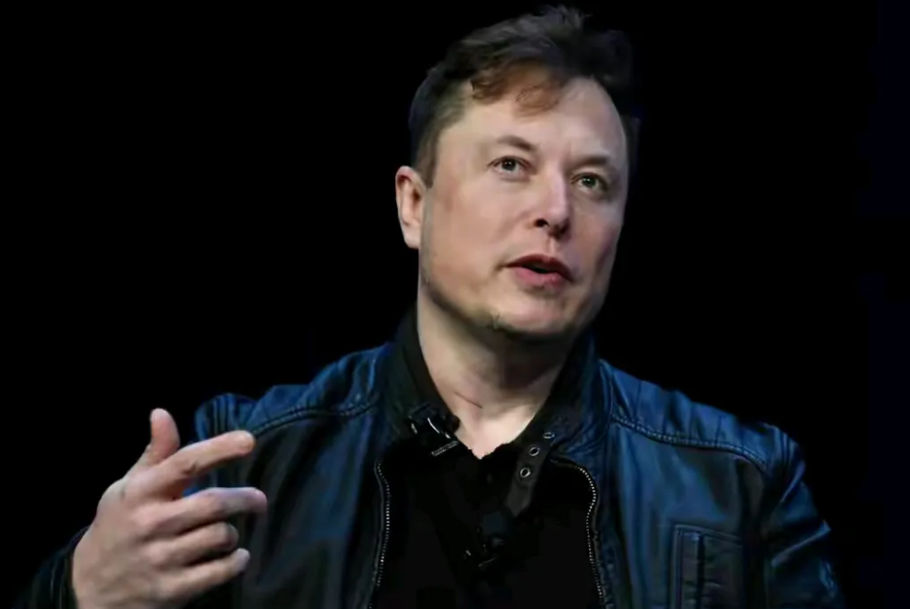 马斯克搞错对象，可能后悔莫及。
他每月4500万美元力挺特朗普上位，却万万没想到