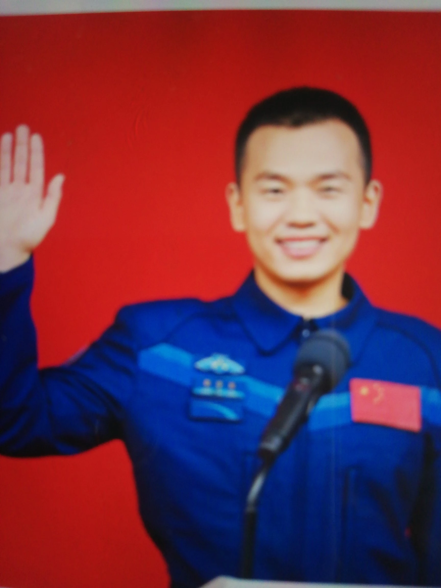 2024年10月30号4时27分，神十九点火发射，我国神舟十九号载人飞船发射取得