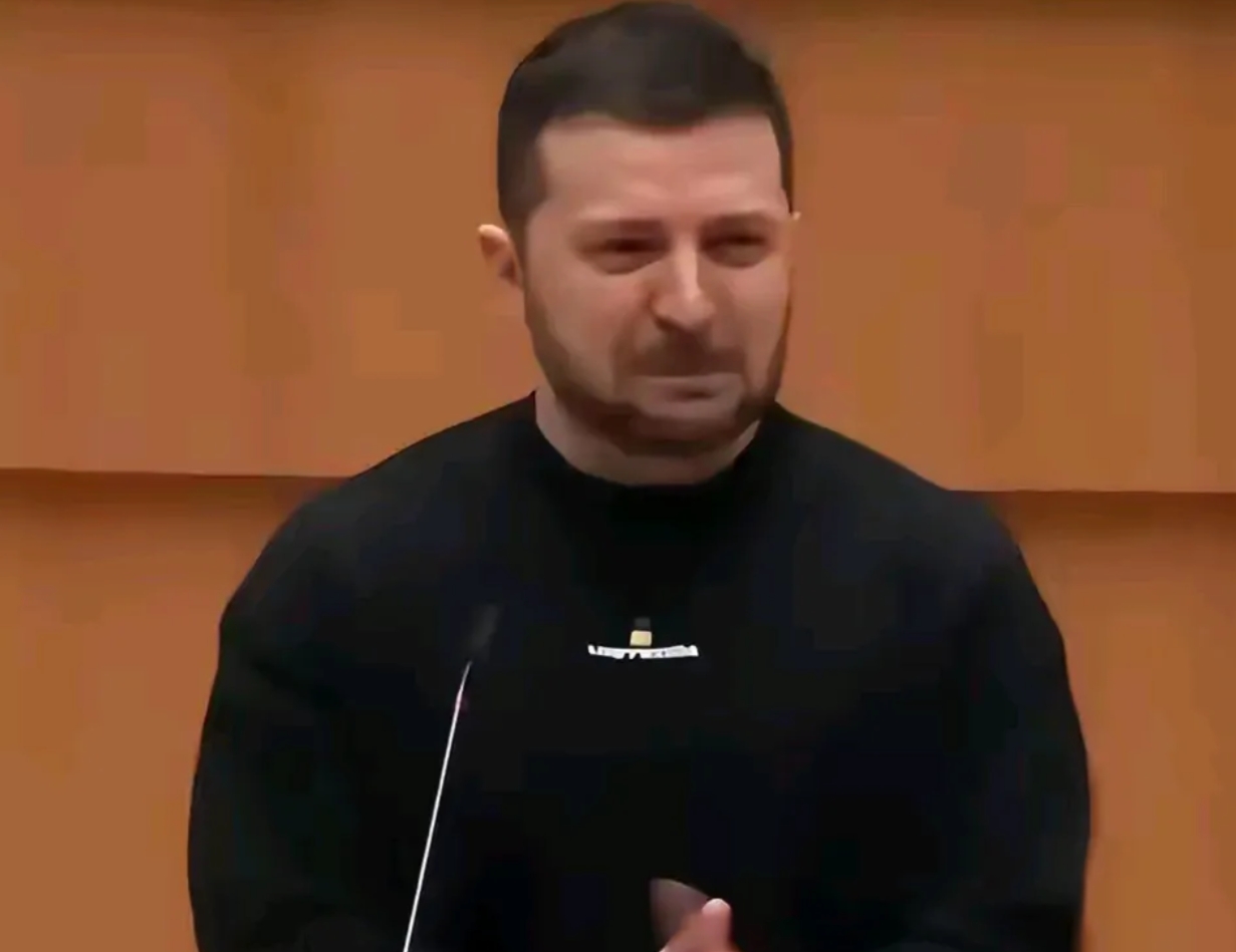 俄罗斯一定会在俄美总统会晤之前，大举进攻乌克兰，俄军现在已经距离基辅不到300公