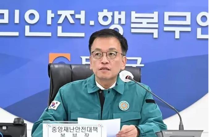 亡羊补牢！

韩国代代总统崔相穆宣布，要对韩国现有的101架波音737-800型