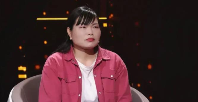 贵州26岁女子，结婚8年后遭丈夫背叛离婚，独自带着女儿生活，一年后与一年薪40万