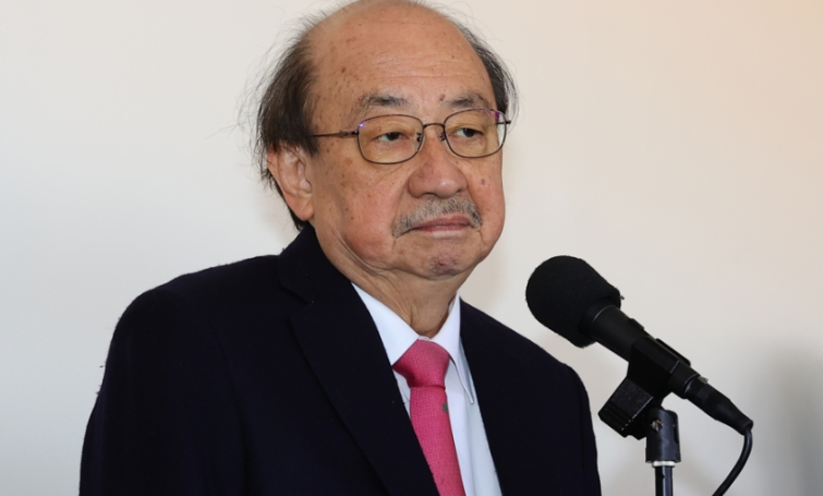 赖清德玩“借刀杀人”游戏，民进党“立法院”指挥官柯建铭面临被“做掉”风险。赖清德