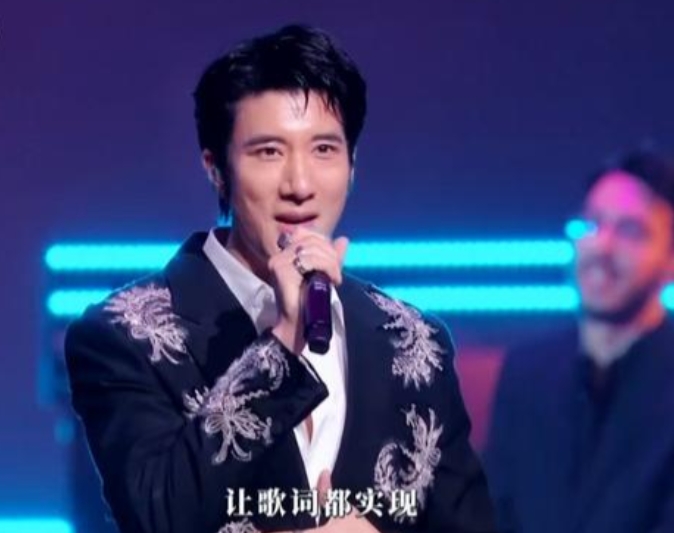“湾区升明月”大湾区电影音乐会，央妈真的很懂请明星，歌单比春晚强不知道多少倍！当
