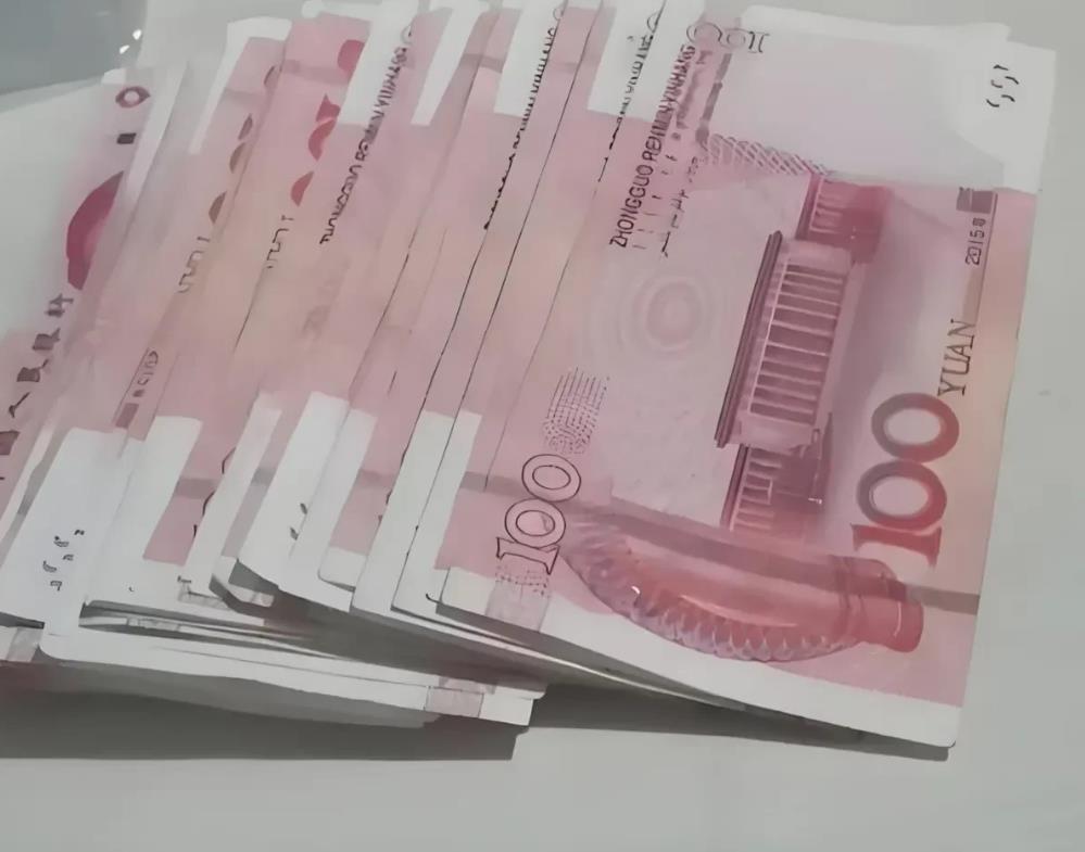 天津，一男子借了朋友5000元，说好3个月还，朋友三番五次要，他都不给，最后终于