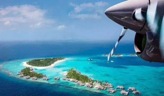 海南，疯了么？
     有人说海南最贵酒店有28万一晚的，网上查了一下，海南2