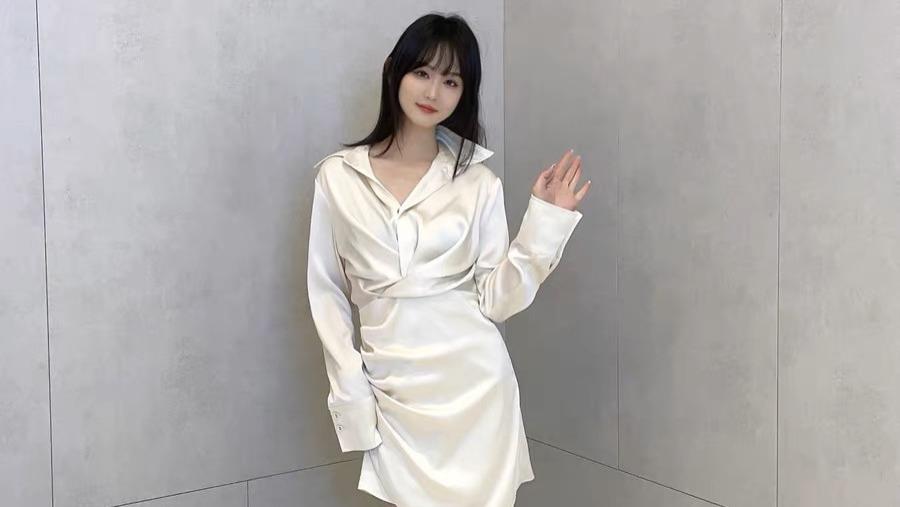 黑色过膝靴，解锁成熟女生的时尚密码