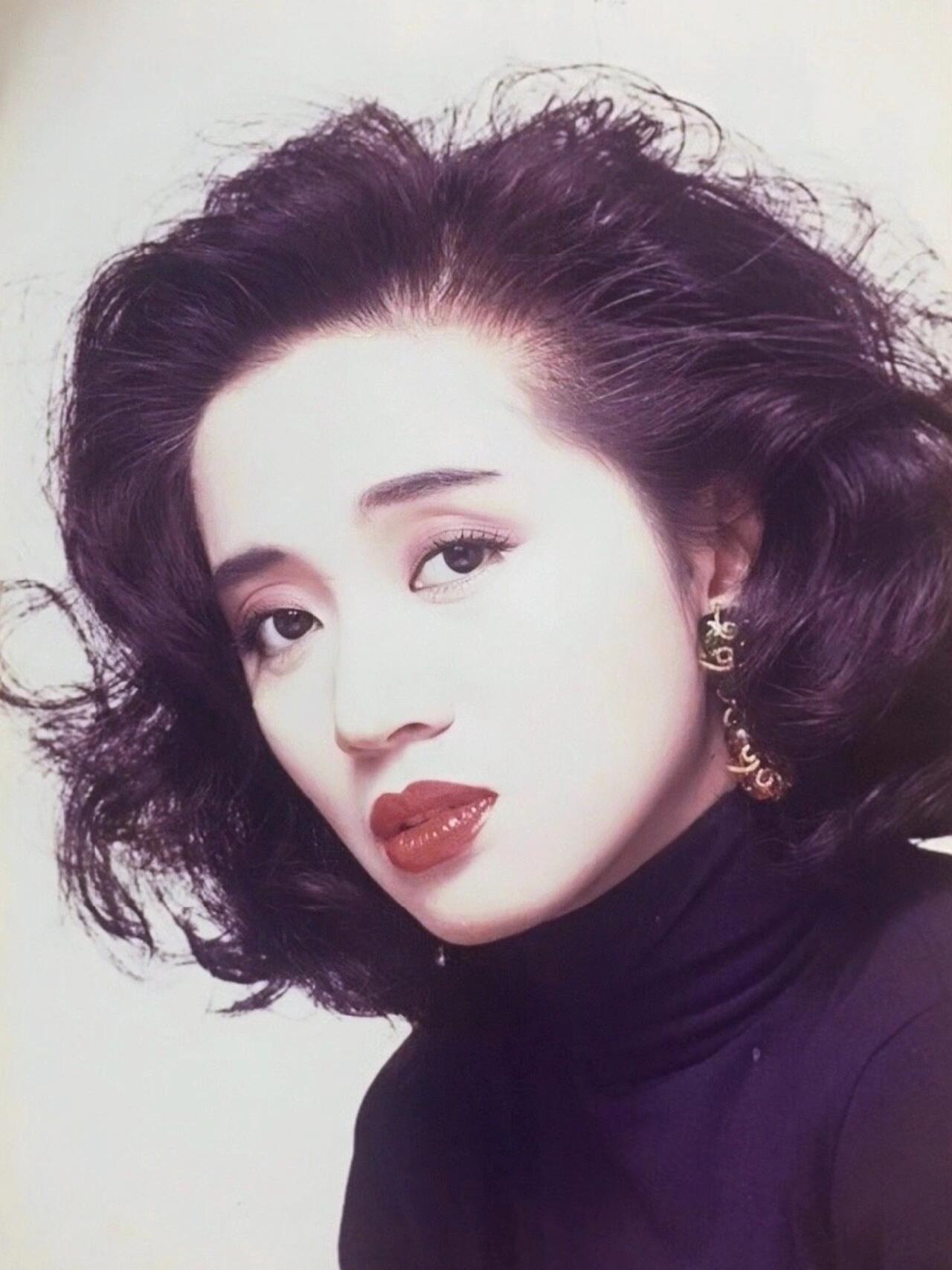 梅艳芳死后第四天，亲生母亲竟然起诉她