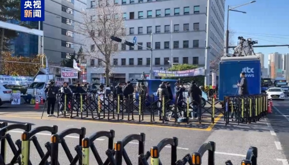 事关韩国戒严，民进党闹了个大笑话，被韩网友痛骂！