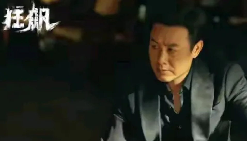 相由心生，从来不觉得他有网上宣传的那么正直、本分、完美。

一如之前的赵忠祥、吴