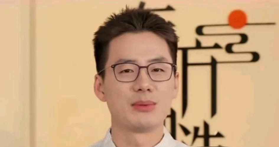 顿顿哭了，事情真相如下！

湖南台邀请函，是真的，顿顿想上，也是真的，家人也一起