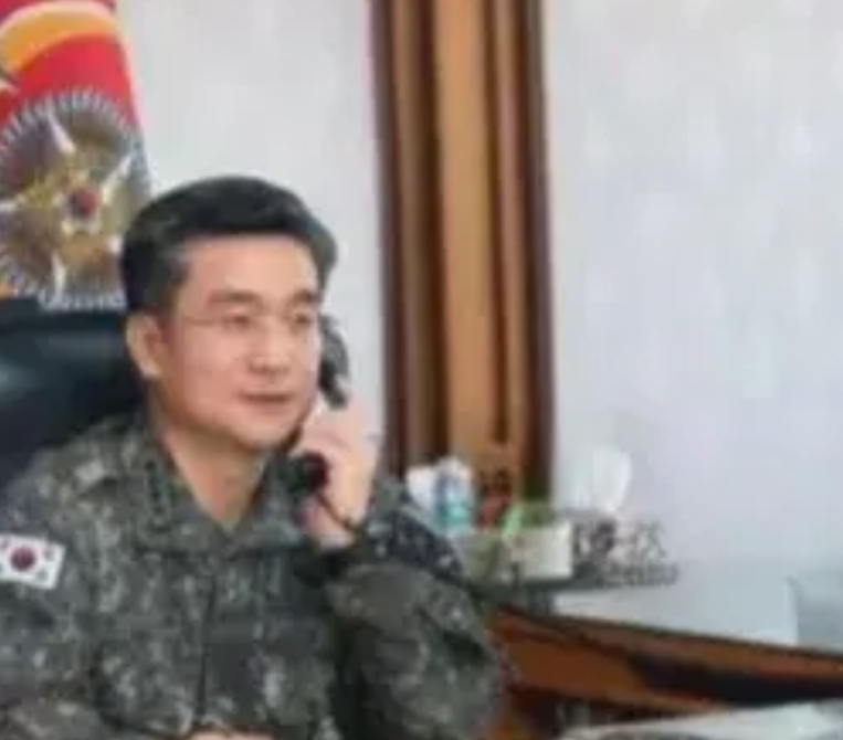 你敢信？韩国国会竟然把总统拒之门外！原计划尹锡悦要国会讲话，跟党成员见面，结果国