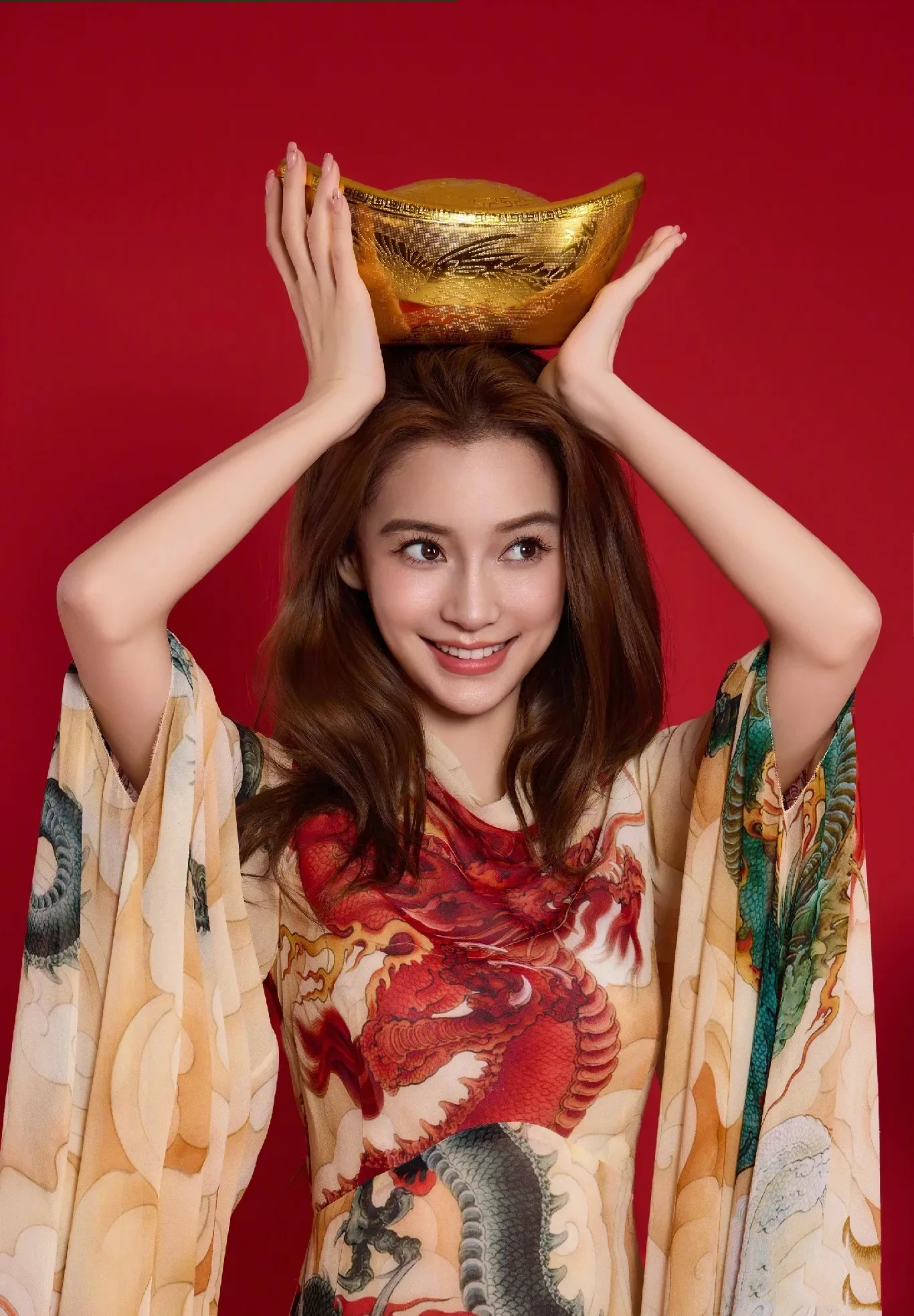 baby怎么离开黄教主后，混血感还回来了呢！

真神奇啊，看来跟黄教主亲亲有碍b