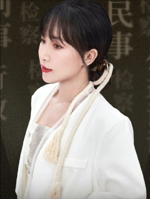 李子柒：互联网让她“逆天改命”！