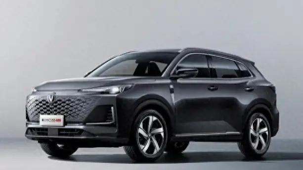 喜欢10万级的家用SUV，不妨看看这两款车，安全安静，油耗经济