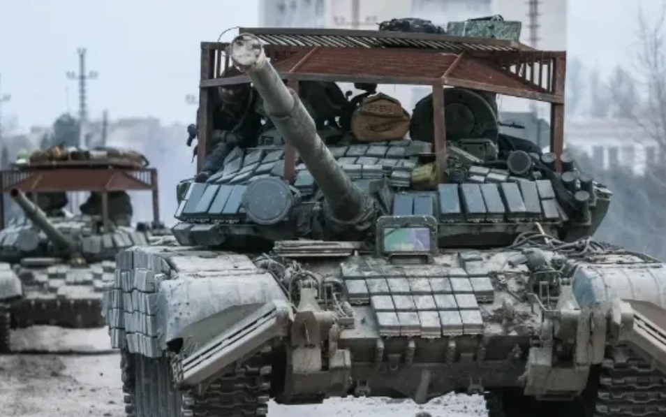 抗议朝俄，韩国考虑向乌克兰提供杀伤性武器。韩国考虑向乌克兰提供杀伤性武器，这严重