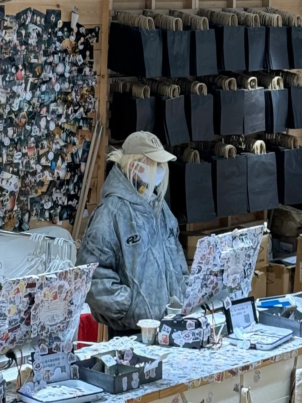 我假装过去不重要