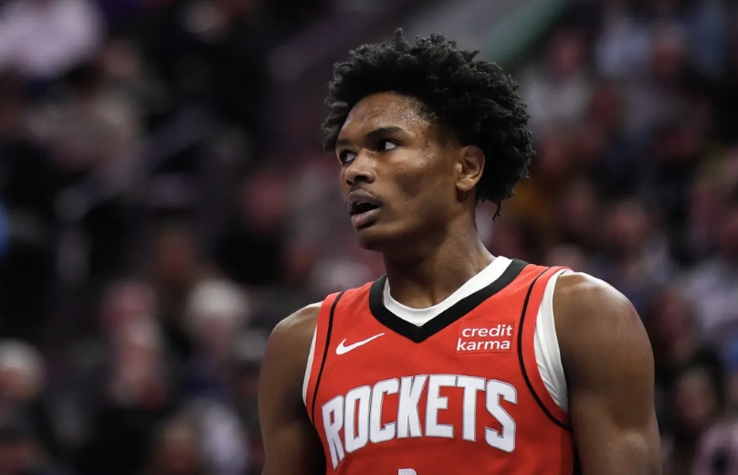 事后诸葛！火箭实力本来可以更强！
当年骑士仅仅出了一个首轮和埃克萨姆就得到了阿伦