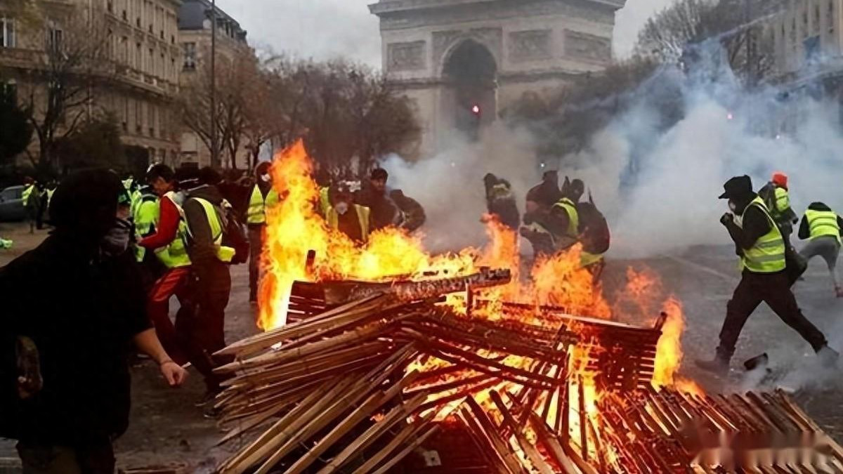 乱了！乱了！奥运会可能要开不成了！法国这次真搞砸了？