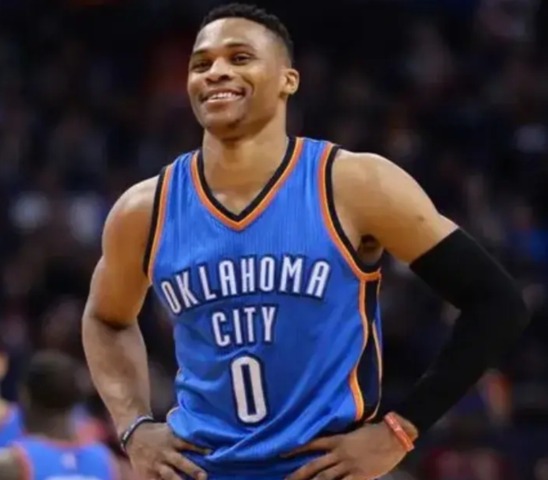 NBA球星中最难听的十个绰号排名

①神龟——拉塞尔-威斯布鲁克的绰号

②摊子