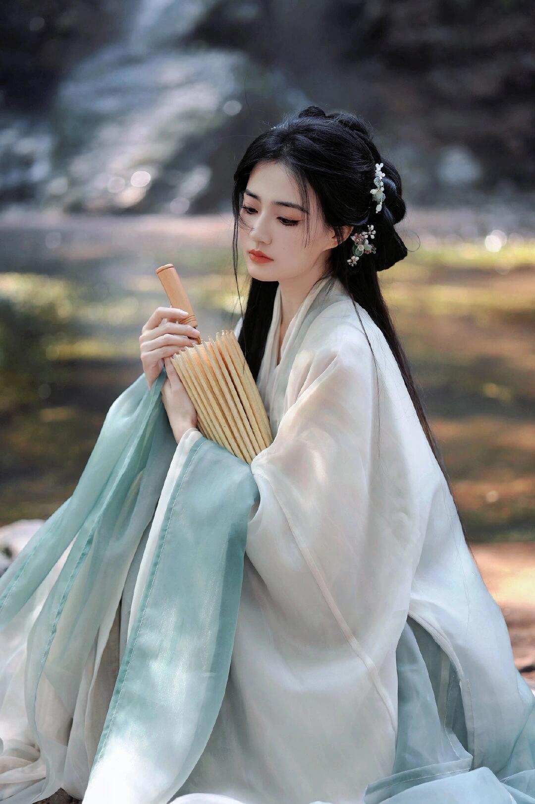 荷花诃子裙来啦