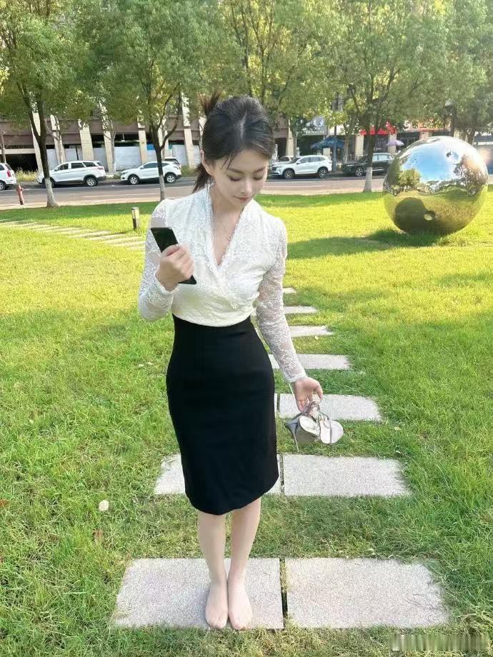 到了榜一大哥约定的地点了哈哈哈