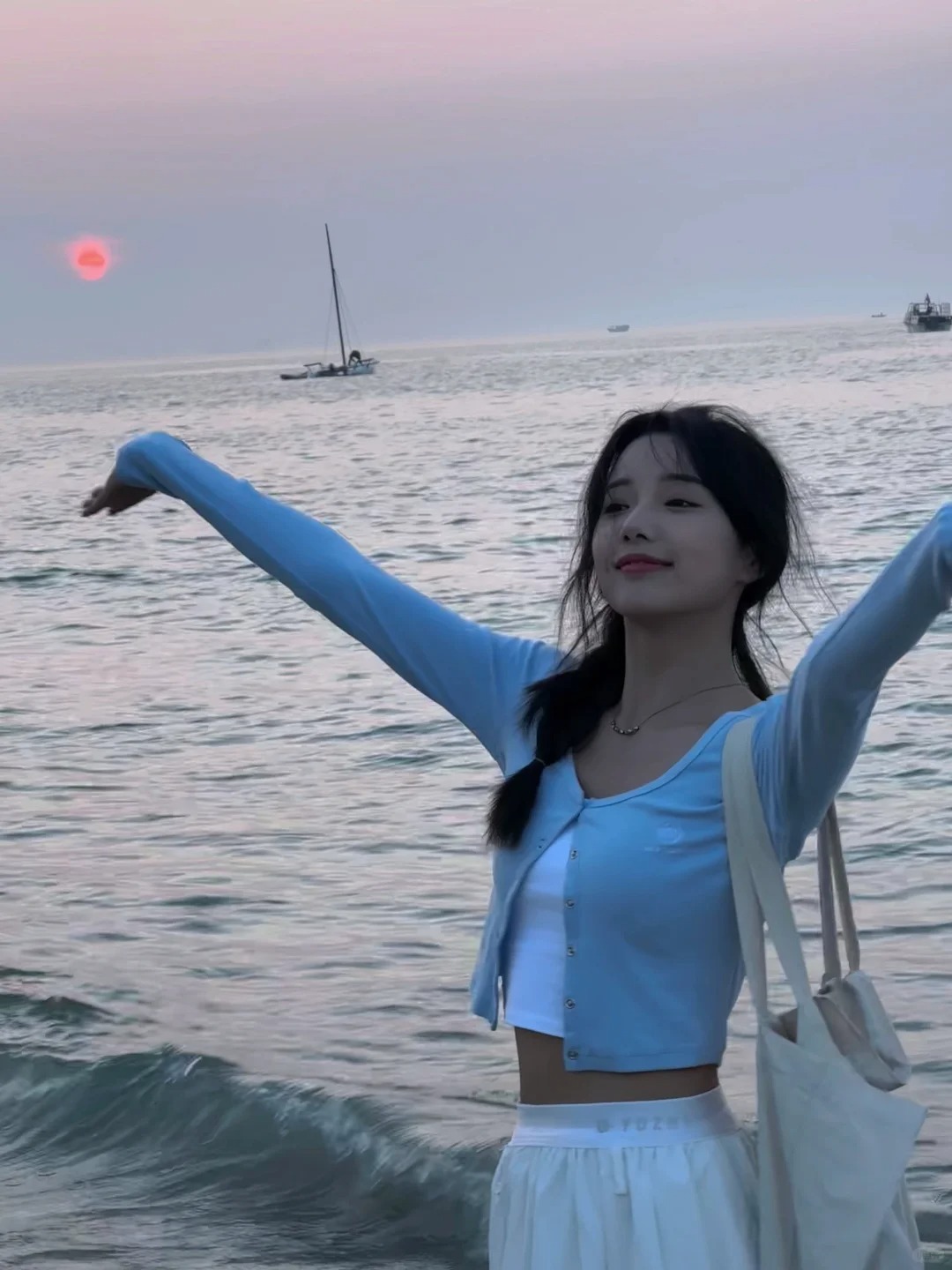 “涠洲岛的日落真的可以看一百次”🌄