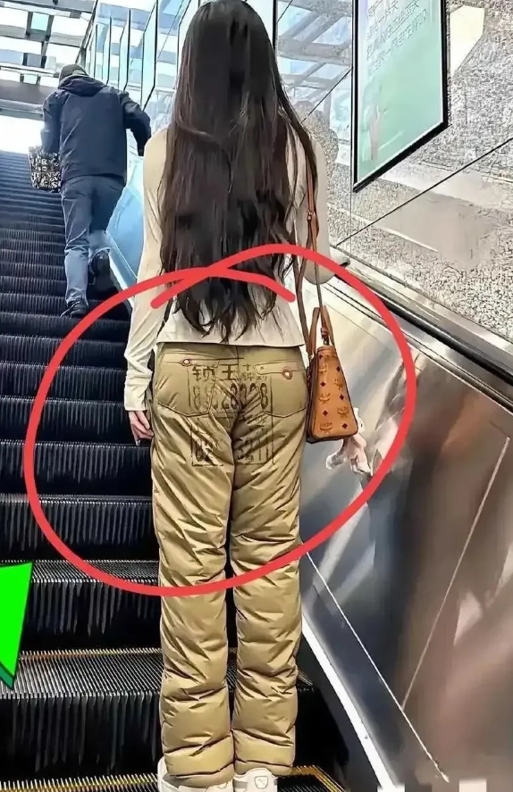 在外面坐的地方，要多留个心眼。