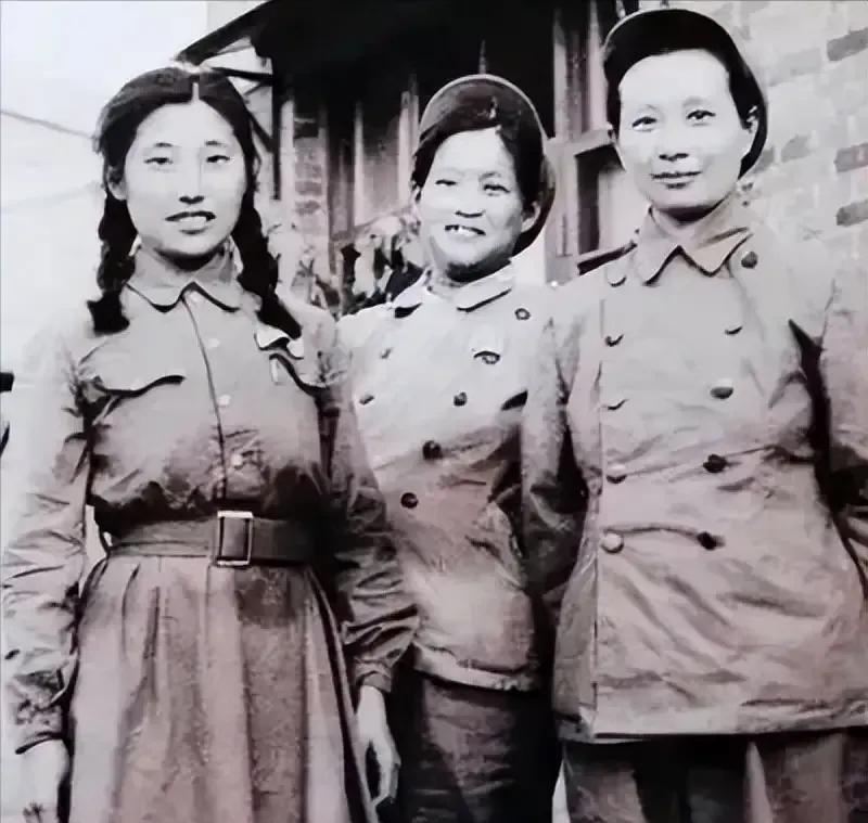 1937年，地主王学文意外救女兵，竟得婴儿一枚