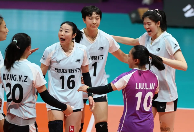 亚洲之光！天津女排3-1巴西海滩女排，看完比赛，不得不提的3个事实

1.李盈莹