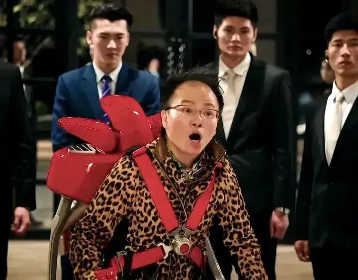 郑冀峰事件引发网友热议，刷新三观