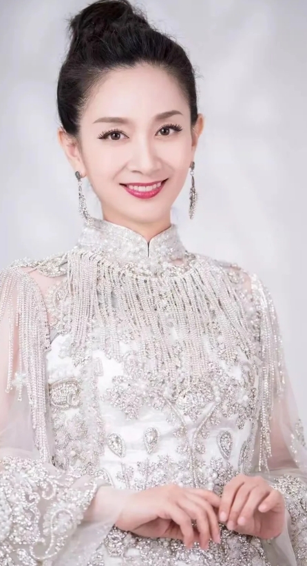王芳：病魔与梦想的双刃剑