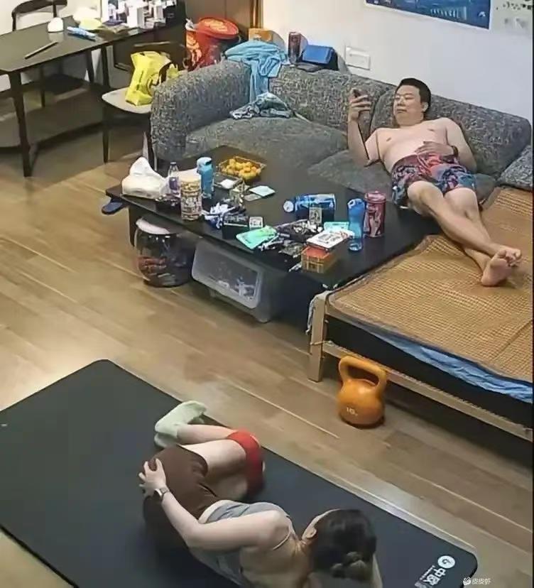这是不是现在中年夫妻的常态？
