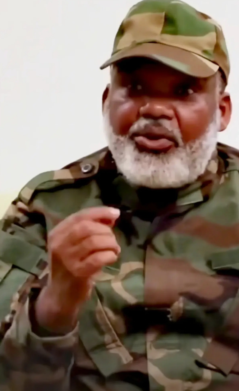 刚果金快讯   M23武装想统一刚果金？
M23武装最高指挥官南加将军玩懵西方媒