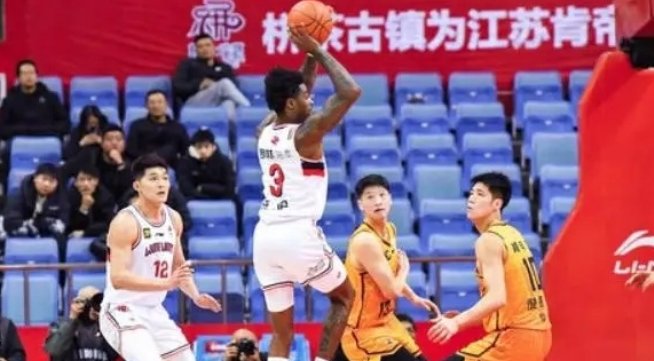 广州终结11连败，江苏仍难翻身