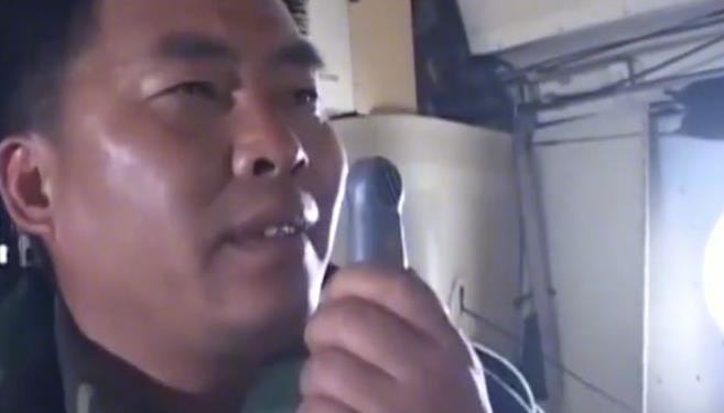 一位国外高空跳伞运动员曾感叹道：我从事专业跳伞运动20多年来，从来就没有见过有人