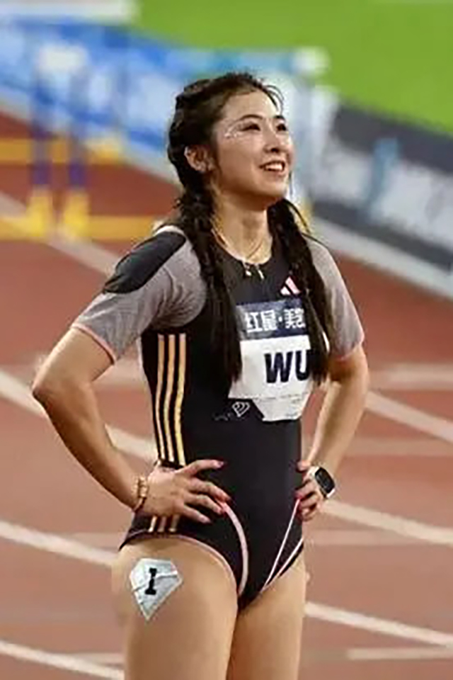 #吴艳妮说化妆比赛是因为尊重观众#小姐姐坚持做自己！当年刘翔做到世界第一，都免不