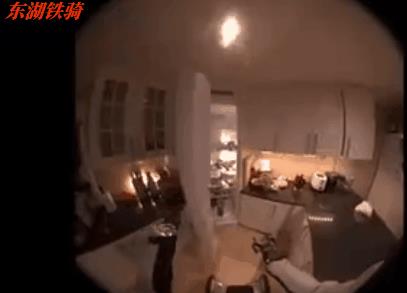 人形机器人即将走进生活！OpenAI推出人形家庭机器人—NEO，

动作极其丝滑