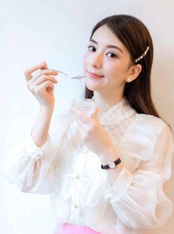 很纯很诚不贪钱，方媛走进郭富城家的理由