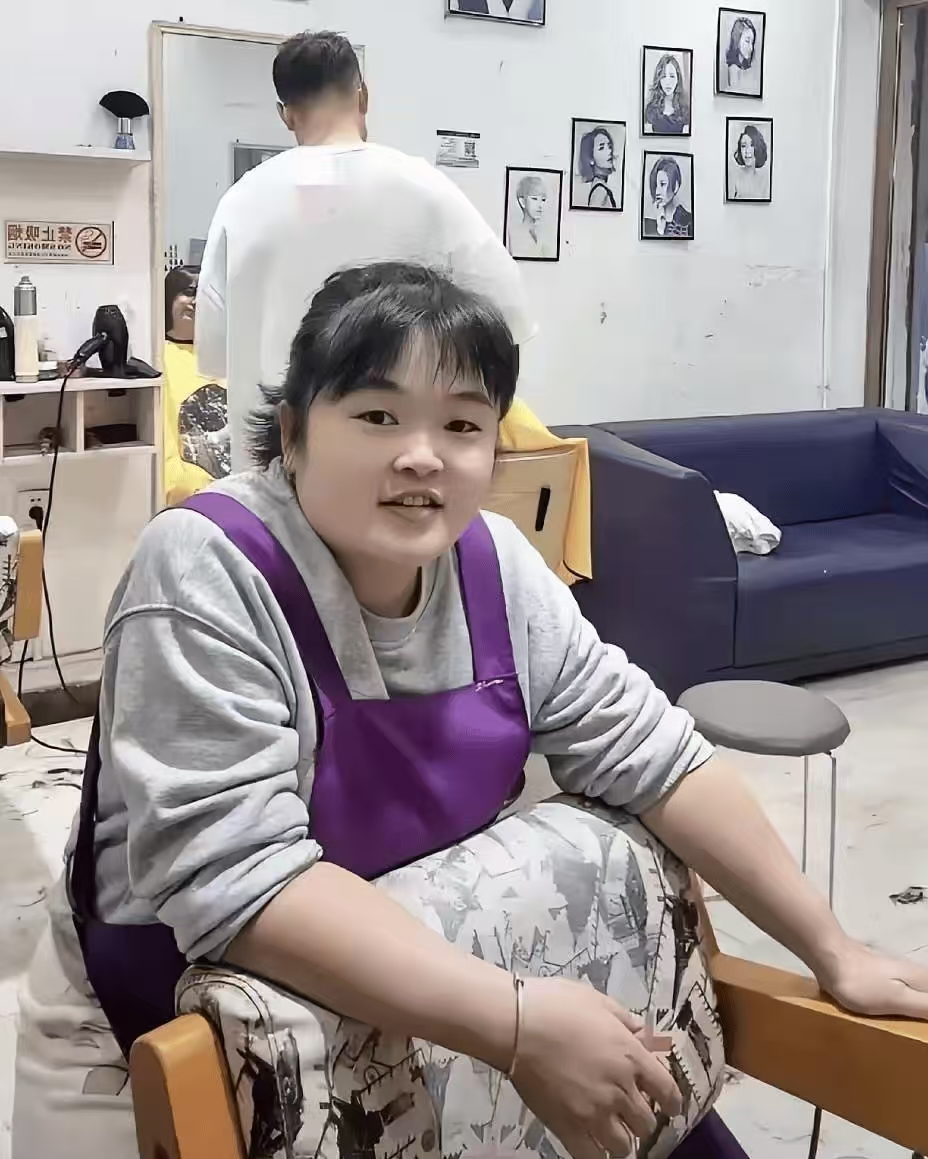 李晓华理发“凉了”错过签约MCN也没有参与带货，现在应该后悔了把