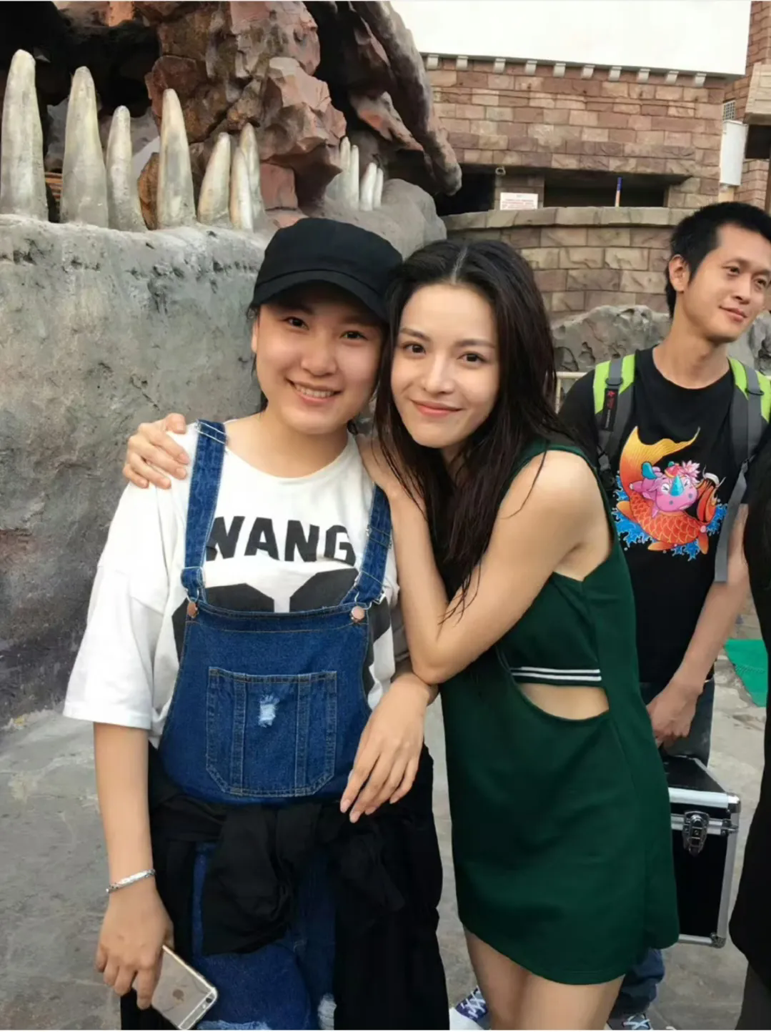 钟楚曦，脸很高级，好有辨识度。