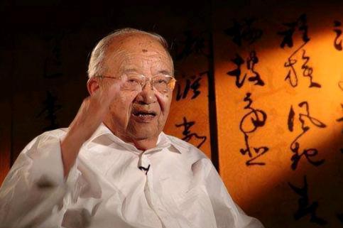乔羽为《上甘岭》犯难，河边散步找灵感