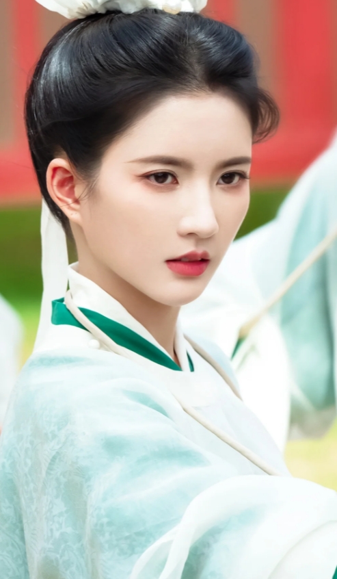 刘些宁——美若天仙