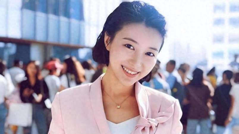 她称为“港姐之耻”，当初因跳艳舞被雪藏，为转运两度改名，如今怎样了？