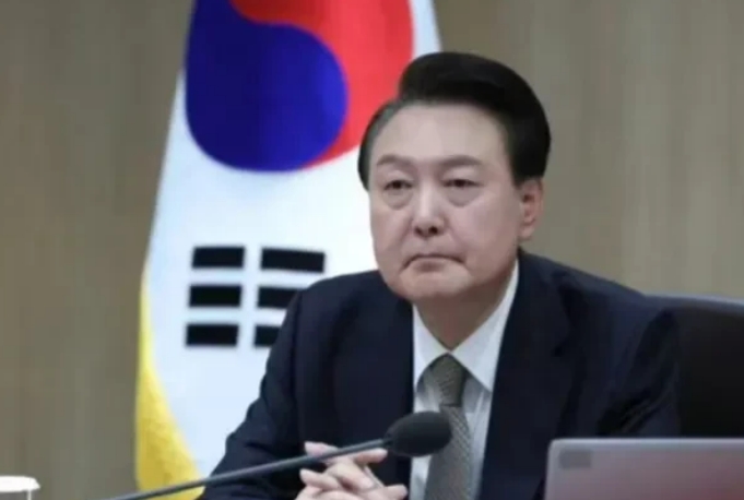 尹锡悦真是太高明了！
就在今天，1月24日，尹锡悦方在面对媒体追问戒严令是否由金