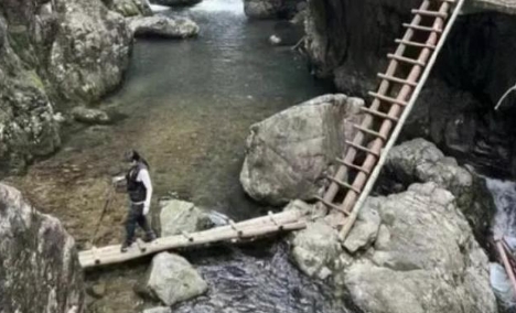 不管是普通旅游，还是户外探险，只要是长时间离开日常生活地方，

三样装备必须带的