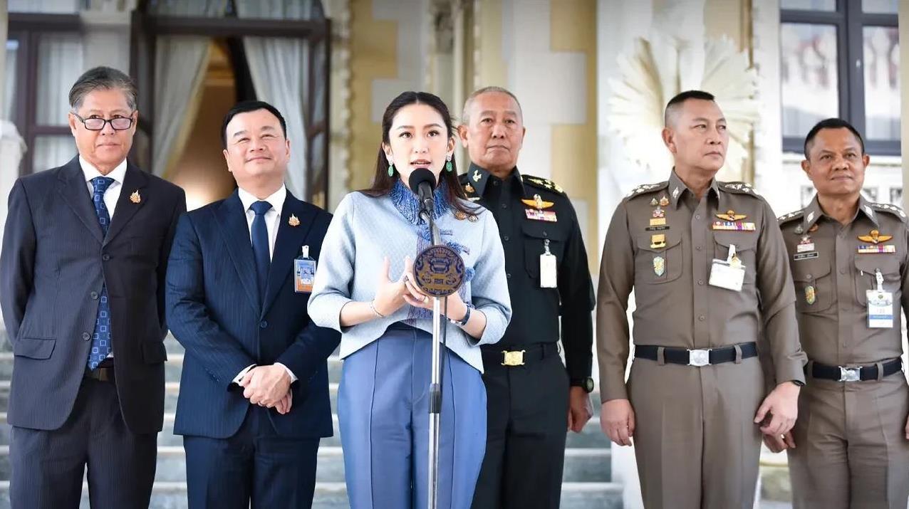 泰国总理发布讲话，目前网上流传的关于中国游客在泰国可能面临危险或被绑架的谣言是错
