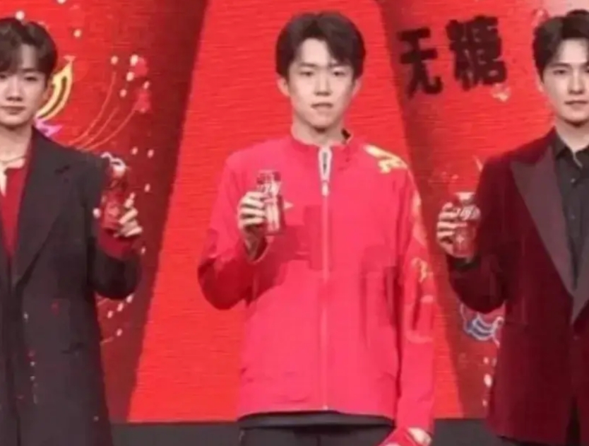乱套了！因为品牌方的一个不妥动作，把网友气炸了！把国际大牌骂惨了！把宣传活动搞砸