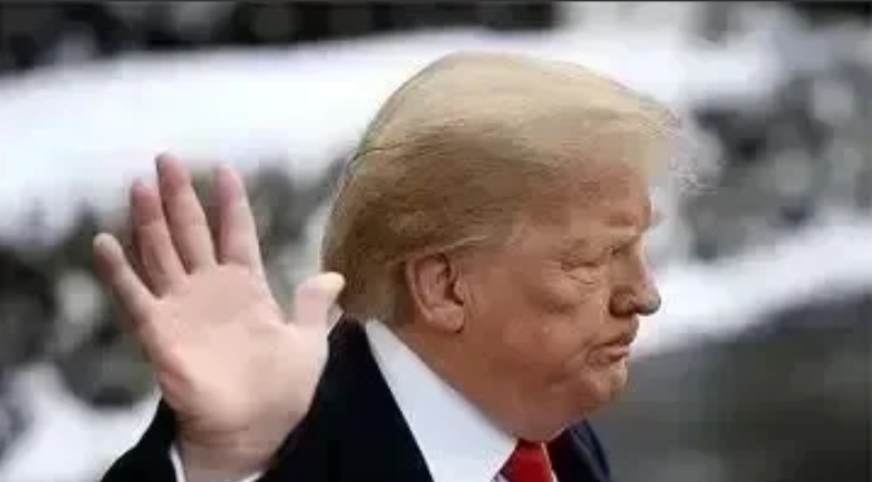 有人说乌克兰得到了超过3000亿美元的援助，泽连斯基却说拿到手的就300多亿，还